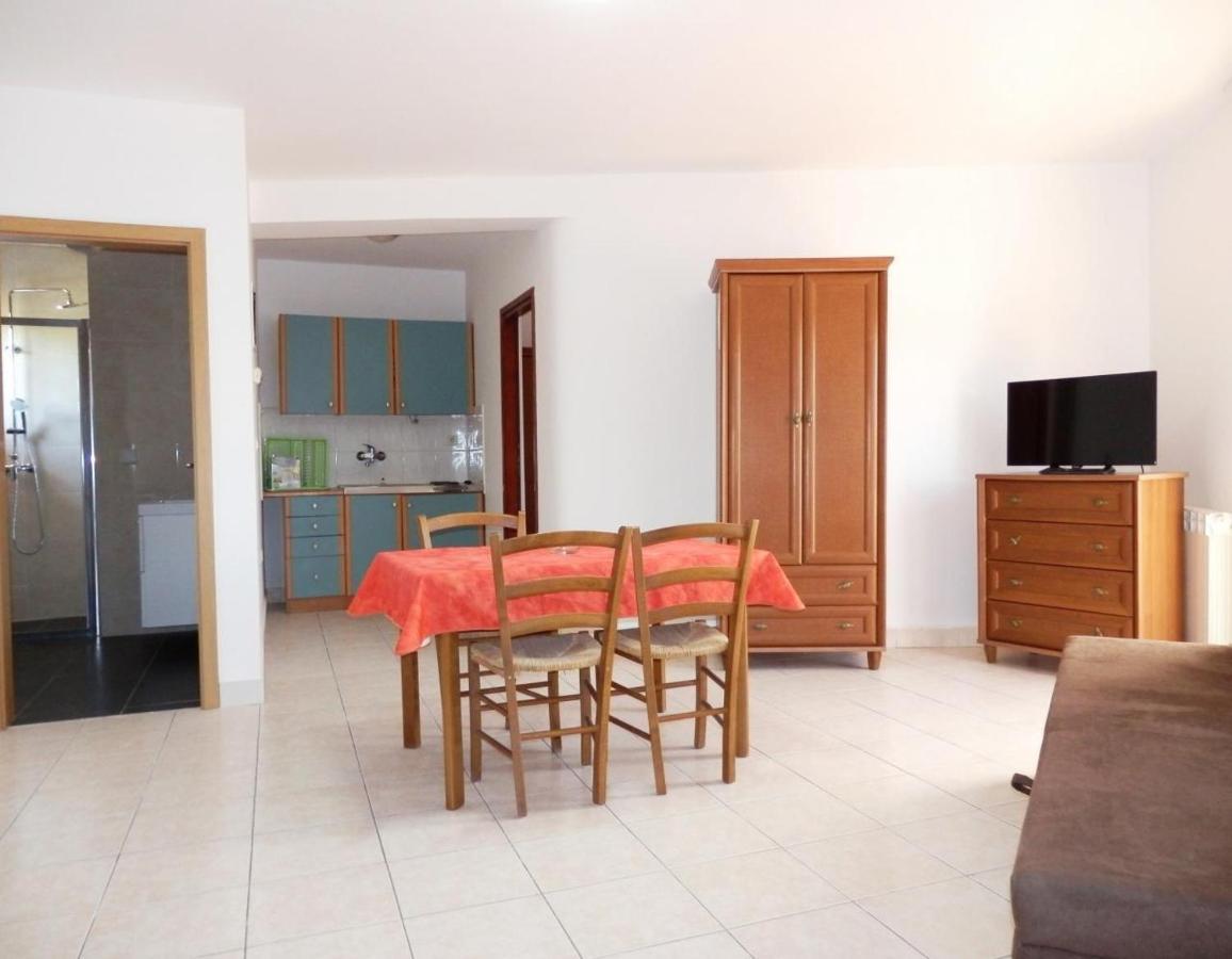 Sand Beach Apartment Idila Medulin Buitenkant foto