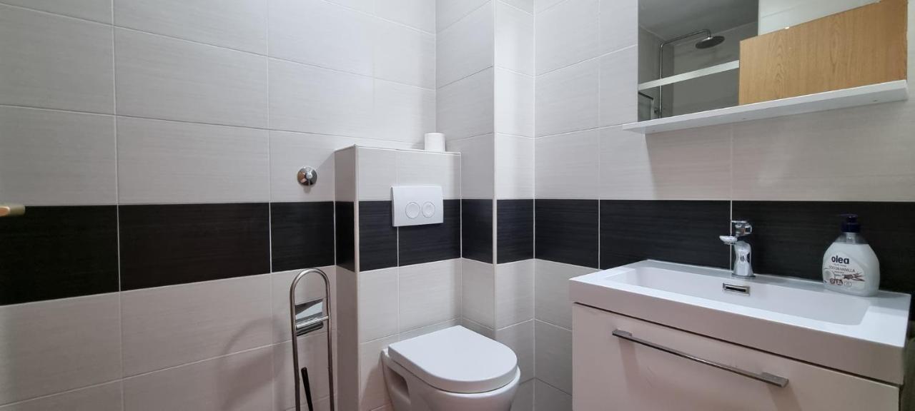Sand Beach Apartment Idila Medulin Buitenkant foto